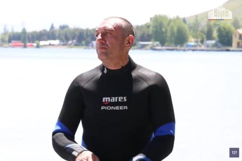 Rescue diver Vahe Melkonyan breaks down in tears while recounting recovery of missing child’s body
