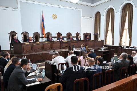 Դատավորներ Սեդա Սաֆարյանն ու Դավիթ Խաչատուրյանը կշարունակեն մասնակցել ընտրությունների վիճարկման գործի քննությանը