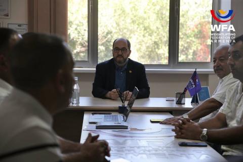 Կայացել է Հայաստանի ծանրամարտի ֆեդերացիայի մարզչական շտաբի  նիստը