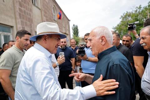 Վարչապետն այցելել է Վեդի համայնքի Դաշտաքար բնակավայր
