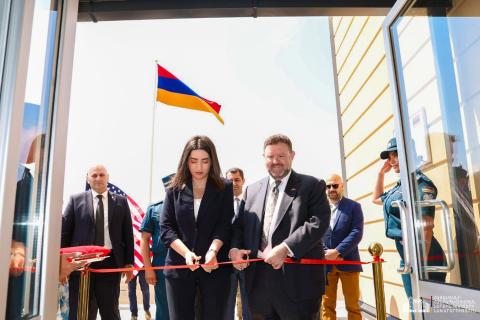 ՆԳ նախարարն ու ՀՀ-ում ԱՄՆ գործերի ժամանակավոր հավատարմատարը մասնակցել են ջրափրկարարական կայանի բացման արարողությանը