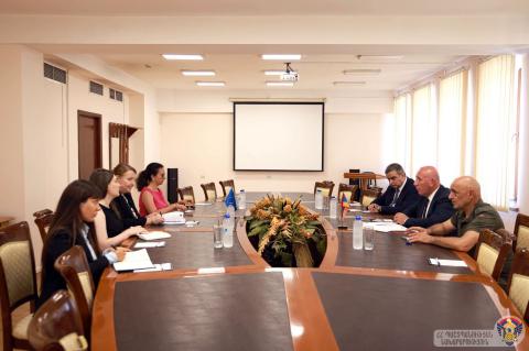 Արման Սարգսյանը ՊՆ վարչական համալիրում ընդունել է Հայաստանում ԵՄ քաղաքացիական առաքելության ղեկավարին