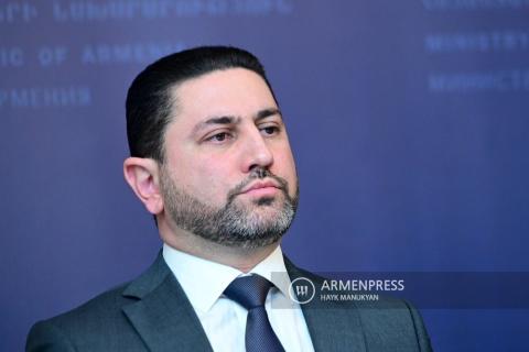 Դավիթ Համբարյանն ԱԺ աշխատակազմը ղեկավարելու առաջարկ է ստացել Ռուբեն Ռուբինյանից