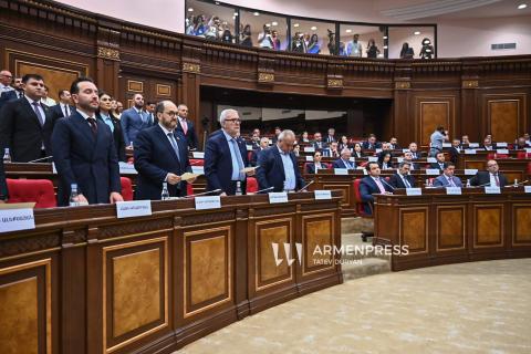 Նոր գումարման ԱԺ առաջին նիստ