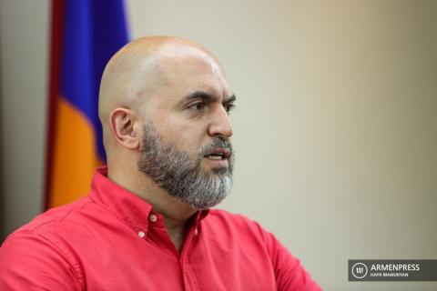 Հակակոռուպցիոն դատարանը երկարաձգել է Արմեն Աշոտյանի տնային կալանքի ժամկետը