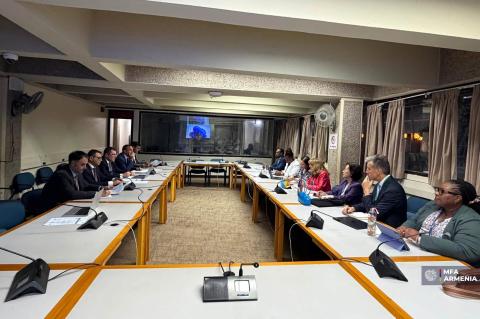 ՀՀ ԱԳ նախարարի տեղակալը Նայրոբիում հանդիպել է ՄԱԿ-ի Կենսաբանական բազմազանության մասին կոնվենցիայի գործադիր քարտուղարի հետ