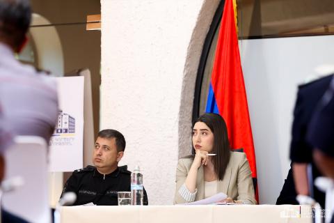 Անզիջում պայքար քրեական ենթամշակույթի դեմ. ՆԳ նախարարը Սյունիքում ամփոփել է աշխատանքը