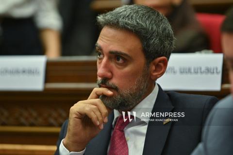 Ազգային ժողովը քննարկում է Արամ Վարդևանյանի թեկնածությունն ԱԺ նախագահի տեղակալի պաշտոնում