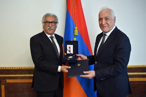 ՀԲԸՄ նախագահը պարգևատրվել է «Հայրենիքին մատուցած ծառայությունների համար» 1-ին աստիճանի շքանշանով