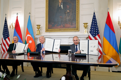 ԱՄՆ-ն, ՀՀ-ն և Ադրբեջանը համատեղ հայտարարություն են արել Խաղաղության գագաթնաժողովի մեկամյա տարեդարձի կապակցությամբ