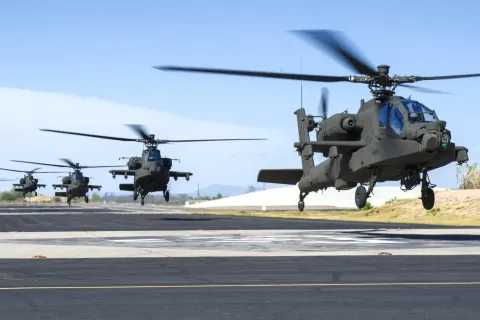 Լեհաստանը և ԱՄՆ-ն ստորագրել են պայմանագիր Apache-ների սպասարկման կենտրոնի բացման վերաբերյալ