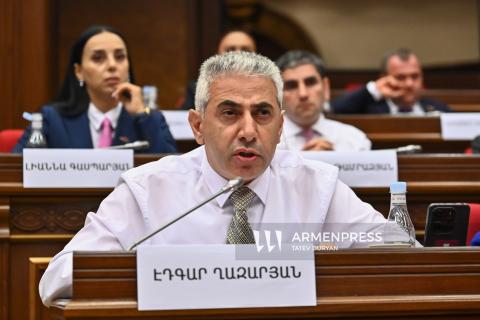 Էդգար Ղազարյանի ելույթից հետո ԱԺ-ում վիճաբանություն է ծավալվել. ՔՊ-ն Ղազարյանից ներողություն է ակնկալում