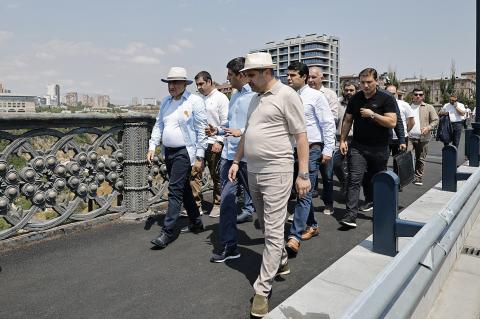 Վարչապետը ծանոթացել է Կիևյան կամրջի երթևեկելի հատվածի հիմնանորոգման ավարտված աշխատանքներին