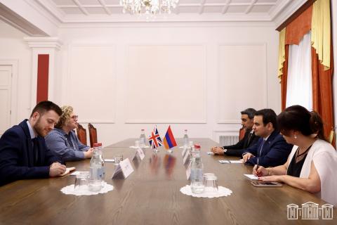 ԱԺ «Ուժեղ Հայաստան» խմբակցությունը հյուրընկալել է ՀՀ-ում Միացյալ Թագավորության դեսպանին