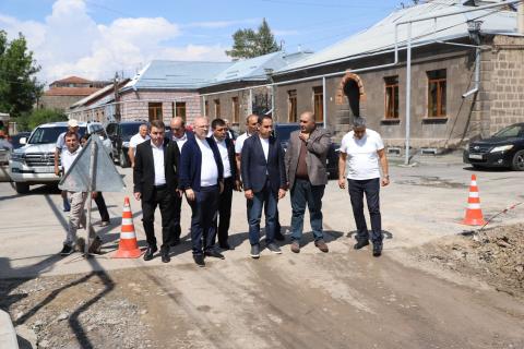 ՀՀ վարչապետի հանձնարարականով՝ Ճանապարհային դեպարտամենտը յուրաքանչյուր տարի Գյումրիում նախատեսում է նորոգել 25 կիլոմետր ճանապարհ