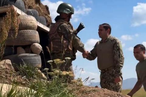 Engineering work in Armed Forces carried out continuously, Suren Papikyan says