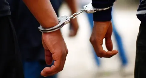 Three suspects arrested after brawl at Masis gas station