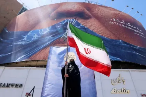 Иран заявляет, что США нет места в будущем региона