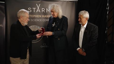 STARMUS: Sir Ridley Scott receives Stephen Hawking Medal for Science Communication