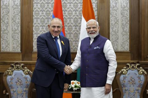 Pashinyan and Modi discuss development of bilateral cooperation