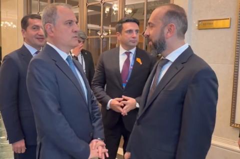 Արարատ Միրզոյանը Բիշքեկում կարճատև շփում է ունեցել Ջեյհուն Բայրամովի հետ