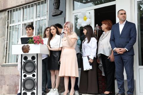 Նոր ուսումնական տարին` նոր ակնկալիքներով. Արաքսիա Սվաջյանն այցելել է դպրոցներ