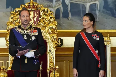 'So help me God': Norway's King Haakon VIII swears oath of allegiance to constitution