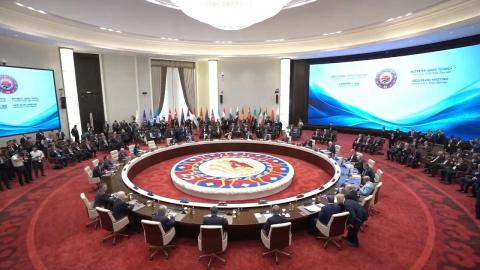 Премьер-министр Армении Никол Пашинян принимает участие во встрече в формате ШОС+ в Бишкеке