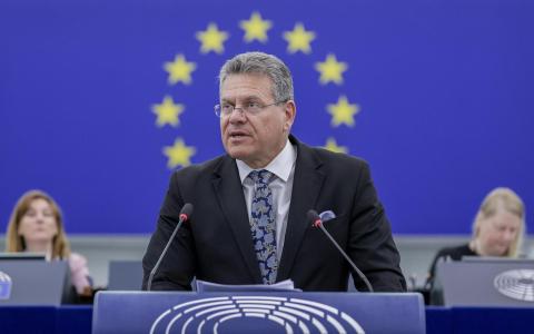 EU Trade Commissioner Maroš Šefčovič says Brussels will not mediate between US and Canada