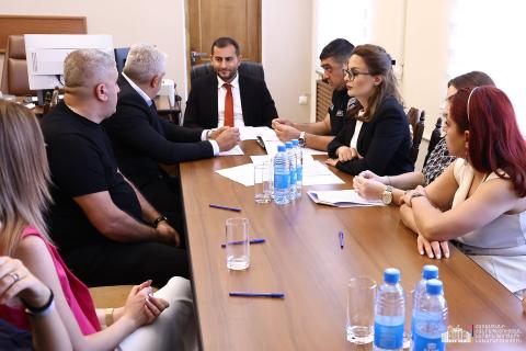 Որոշվել է երկու ծառայողի նկատմամբ կիրառել «Ծառայության դադարեցում» կարգապահական տույժը. կայացել է ՆԳՆ կարգապահական հանձնաժողովի հերթական նիստը