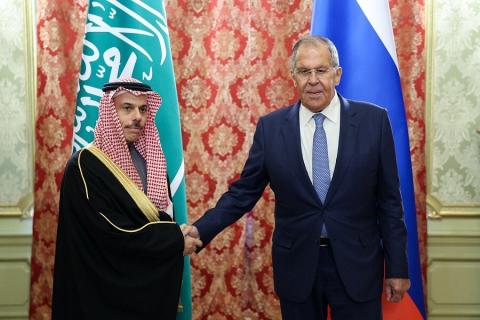 Министр иностранных дел России Сергей Лавров принял министра ИД Саудовской Аравии