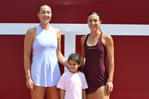 Elina Avanesyan and Alina Charaeva hold masterclass for young athletes in Tsaghkadzor