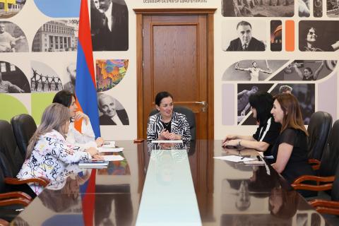 ԿԳՄՍ նախարարը մանկավարժների հետ հանդիպմանը քննարկել է ոլորտային հարցեր
