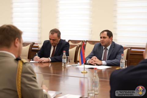 Պաշտպանության նախարարը ու Ֆրանսիայի նոր դեսպանը քննարկել են պաշտպանական համագործակցության զարգացման հեռանկարները
