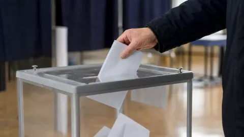 В России официально начались трехдневные выборы в Государственную Думу