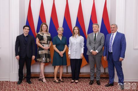 «Հայաստան» խմբակցության պատգամավորները Շվեդիայի, Նիդեռլանդների և Բելգիայի դեսպանների հետ քննարկել են արտաքին մարտահրավերները
