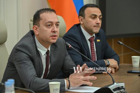 ԱԺ հերթական նիստերին հաջորդող խորհրդարանական ճեպազրույցներ