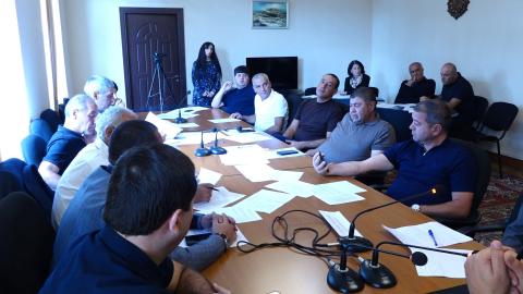 Սևան համայնքի ավագանու 10-րդ նստաշրջանի առաջին նիստին քննարկվել են մի շարք համայնքային հարցեր