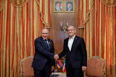 Փաշինյանն ու Փեզեշքիանը կարևորել են տարածաշրջանում խաղաղության ու կայունության ապահովումը