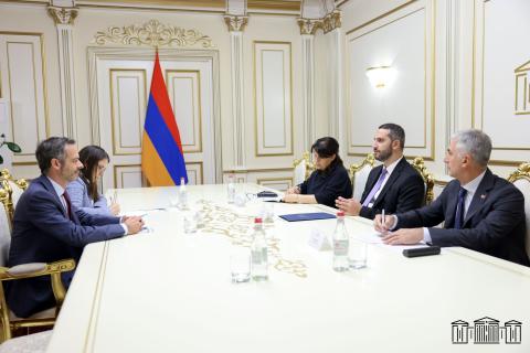 ՀՀ ԱԺ նախագահն ու Ֆրանսիայի դեսպանը քննարկել են մի շարք հարցեր