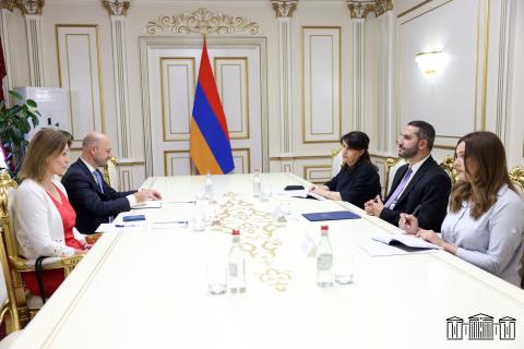 Armenian Speaker of Parliament, Dutch ambassador discuss bilateral relations