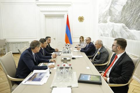 ՀՀ վարչապետն ընդունել է «Կորպորասիոն Ամերիկա օդանավակայաններ» ընկերության գործադիր տնօրեն Մարտին Էռնեկյանին