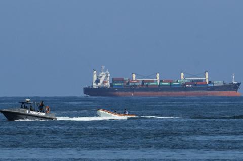 США нанесли удар по скоростному катеру в Карибском море, предположительно занимающемуся контрабандой наркотиков