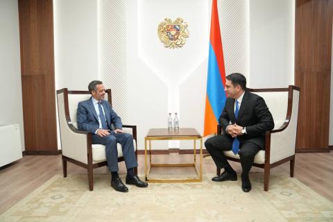 ՀՀ անվտանգության խորհրդի քարտուղարն ընդունել է Հայաստանում Ֆրանսիայի նորանշանակ դեսպանին