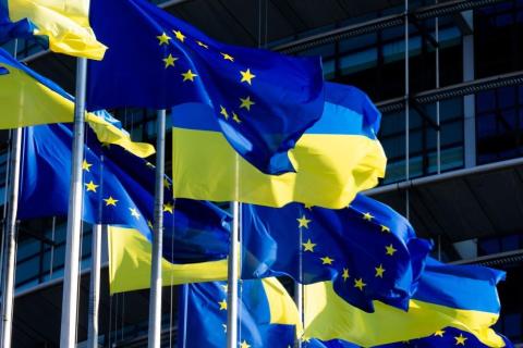 Киев получил от ЕС 1,2 миллиарда евро на военные расходы