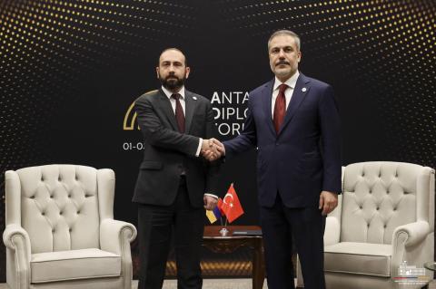 Արարատ Միրզոյանն ու Հաքան Ֆիդանը քննարկել են Հայաստան-Թուրքիա փոխգործակցության հարցեր