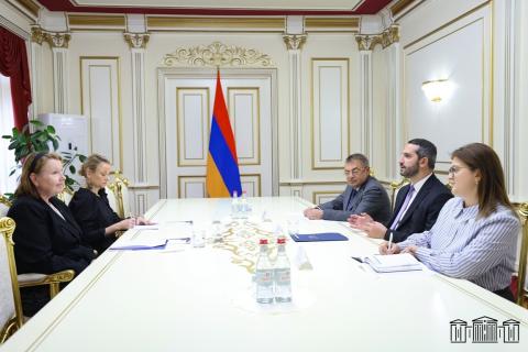 ՀՀ ԱԺ նախագահն ու ԵՄ դիտորդական առաքելության ղեկավարն անդրադարձել են տարածաշրջանային կայունության և անվտանգության ապահովմանն առնչվող հարցերի