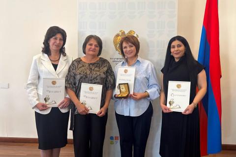 Գրադարանավարի օրվա առթիվ խրախուսվել են Գեղարքունիքի մարզային գրադարանի տնօրենը և մի շարք գրադարանների աշխատակիցներ