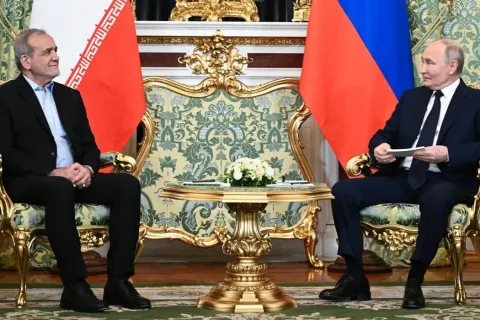 Փեզեշքիանը Պուտինի հետ քննարկել է երկկողմ համագործակցության ամրապնդման և ԱՄՆ-ի հետ բանակցությունների վերաբերյալ հարցեր
