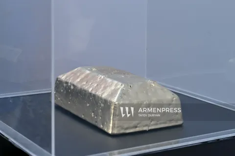 Ամուլսարի հանքավայր. ոսկե լեռան ազդեցությունը